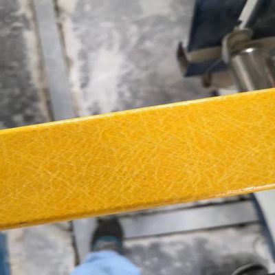 30x5mm C على شكل FRP U قناة سطح أملس يرتدي مقاومة مكافحة الشيخوخة